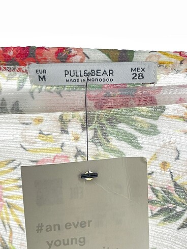 m Beden çeşitli Renk Pull and Bear Bluz %70 İndirimli.