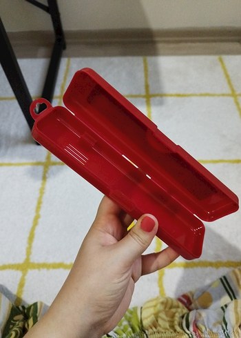 Beden Süper Kahramanlı Diş Fırçası Seyahat Kutusu