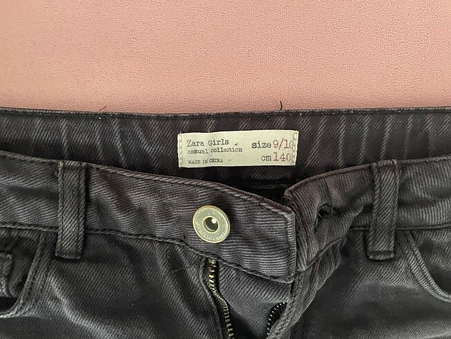 10 Yaş Beden siyah Renk Zara jeans şort