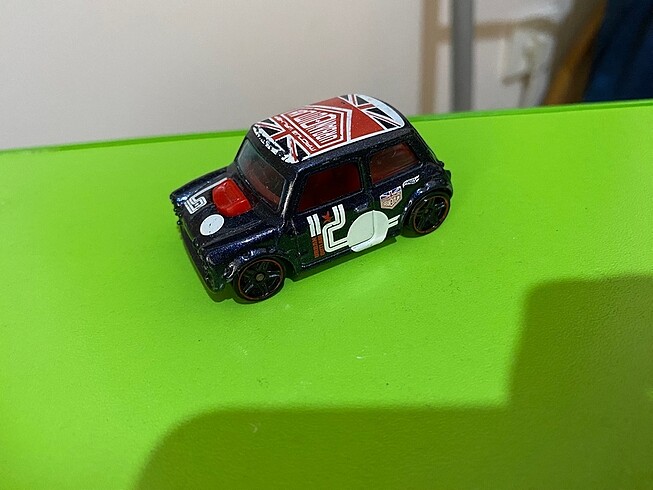 Hotwheels Morris Mini