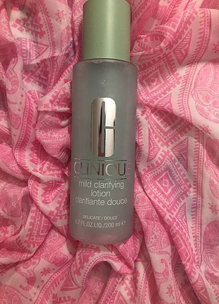 Clinique Aşırı hassas ciltler için alkolsüz tonik 200 ml.