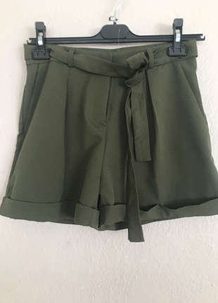Quzu Haki kumaş şort