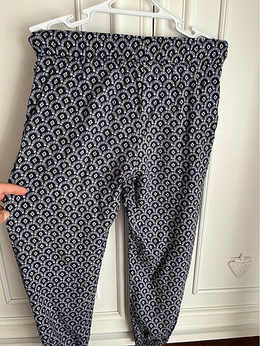 H&M H&M 4/5 yaş pantolon