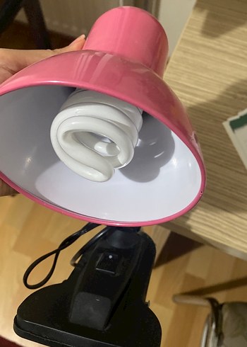 Pembe Masa Lambası Kelepçeli