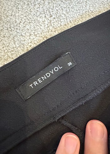 Siyah Kadın Kumaş Pantolon Regular Fit - Görsel 3