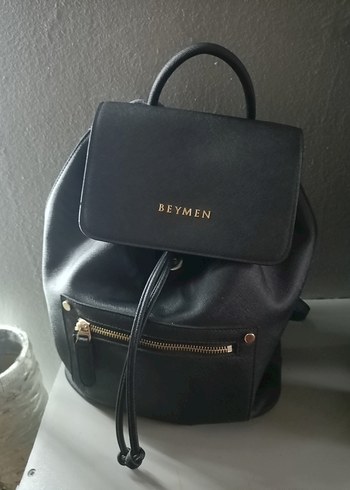 Beymen Siyah Deri Kadın Sırt Çantası orijinal