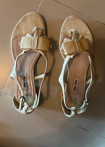 39,5 Beden Bej Miu Miu Kadın Dolgu Topuklu Sandalet