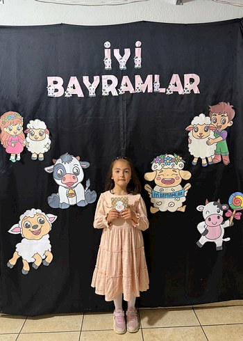 Bej Kız Çocuk Elbisesi