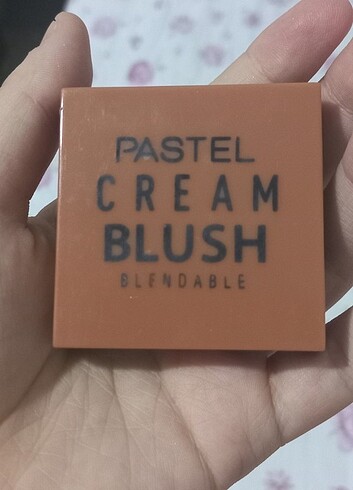  Beden Pastel krem allık