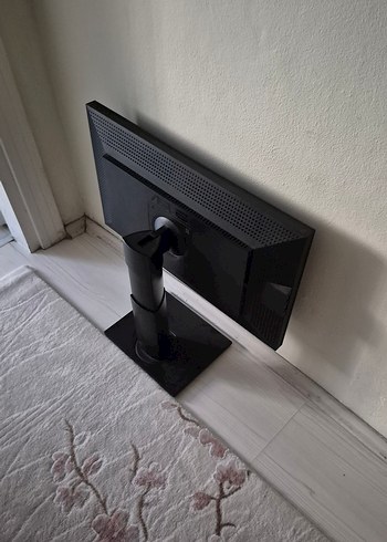 Asus 19 inç Monitör - Görsel 4