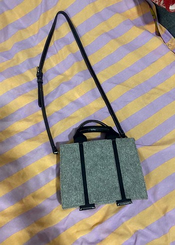 Zara Sik Gri Kece Omuz Cantasi