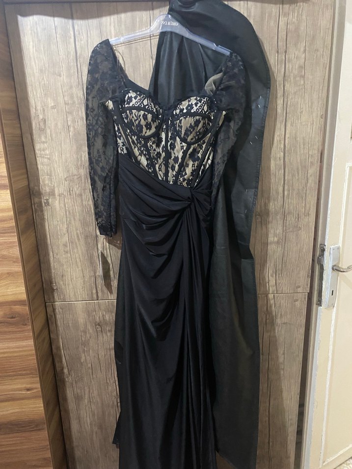 Uzun Kollu Straplez Siyah Gotik Abiye Elbise - Görsel 4