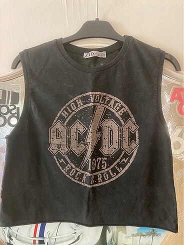 Zara AC-DC Rock Metal Tshirt