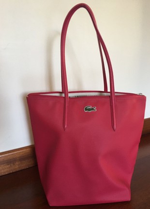 Lacoste kol çantası
