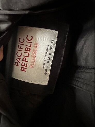 s Beden Pull&bear mont