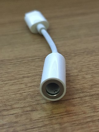 Apple Lightning - 3,5 mm Kulaklık Jakı Adaptörü