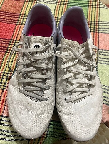 Nike Tiempo Legend 9 Pro FG 43Numara Kuru Çim Zemin Kramponu