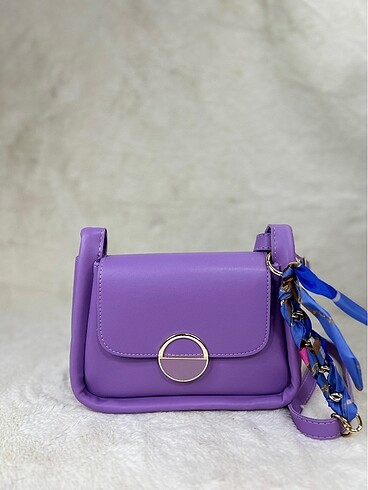 Fularlı çapraz model