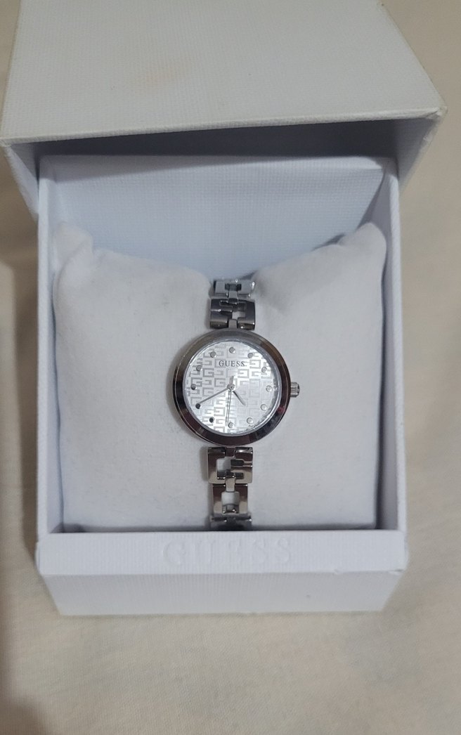 Orjinal Zincir Detaylı Guess Kadın Saati - Görsel 5