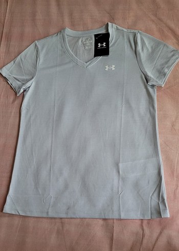 Orjinal Gri Under Armour Kadın Tişört XS - Görsel 2