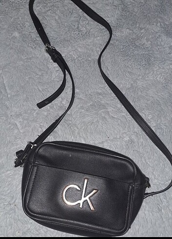 Calvin Klein Orijinal Calvin Klein çanta.