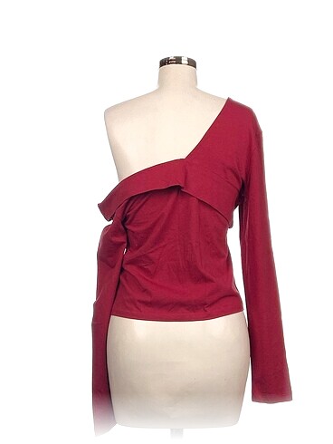 xl Beden Trendyol & Milla Bluz %70 İndirimli.