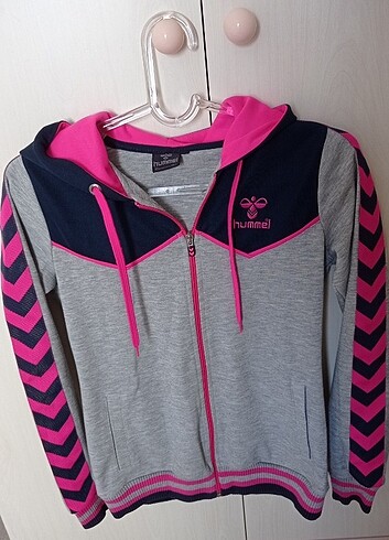 Hummel sweatshirt 