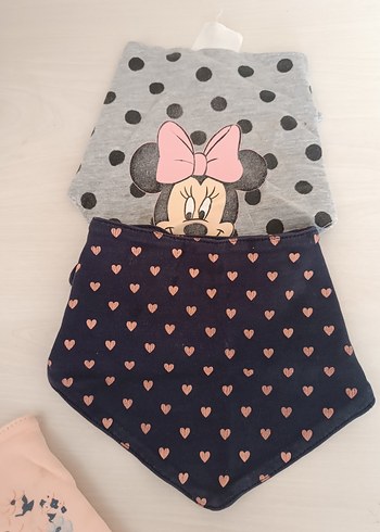 Minnie Mouse Baskılı Gri Bebek Önlüğü - Görsel 3