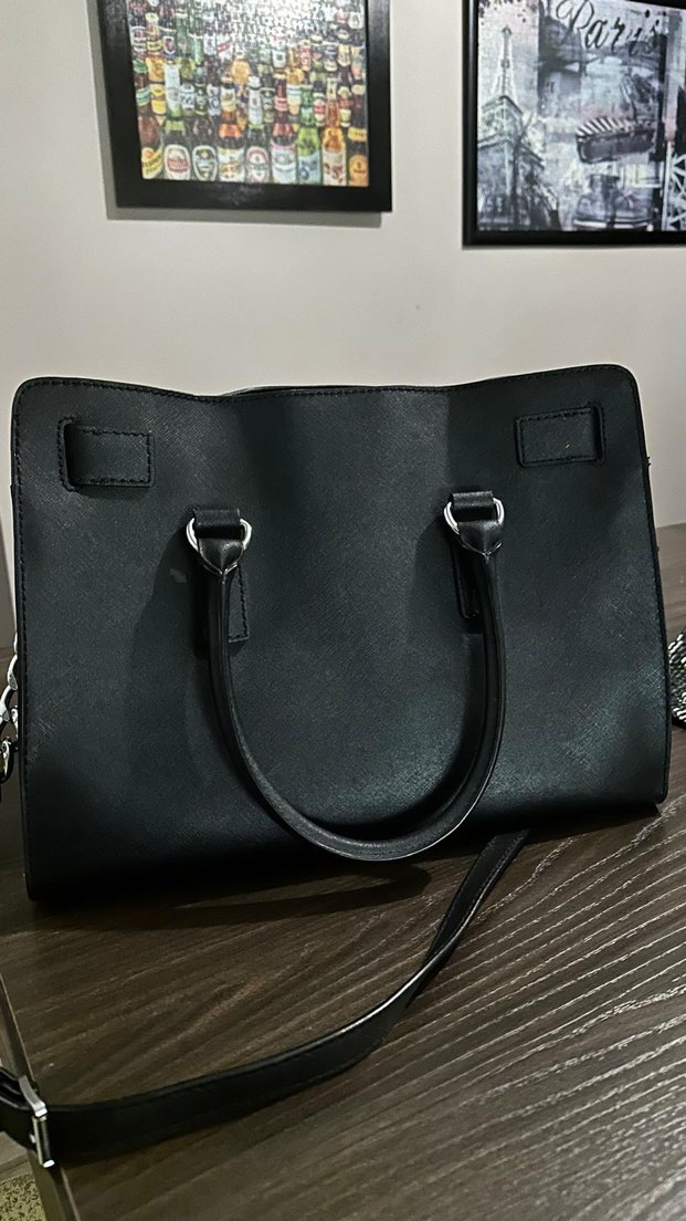 Siyah Parlak Deri Tokalı Kadın Çantası - Görsel 3