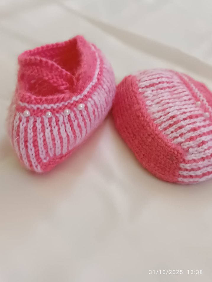 Kız Çocuk Pembe Nakışlı Örgü Patik - Görsel 3