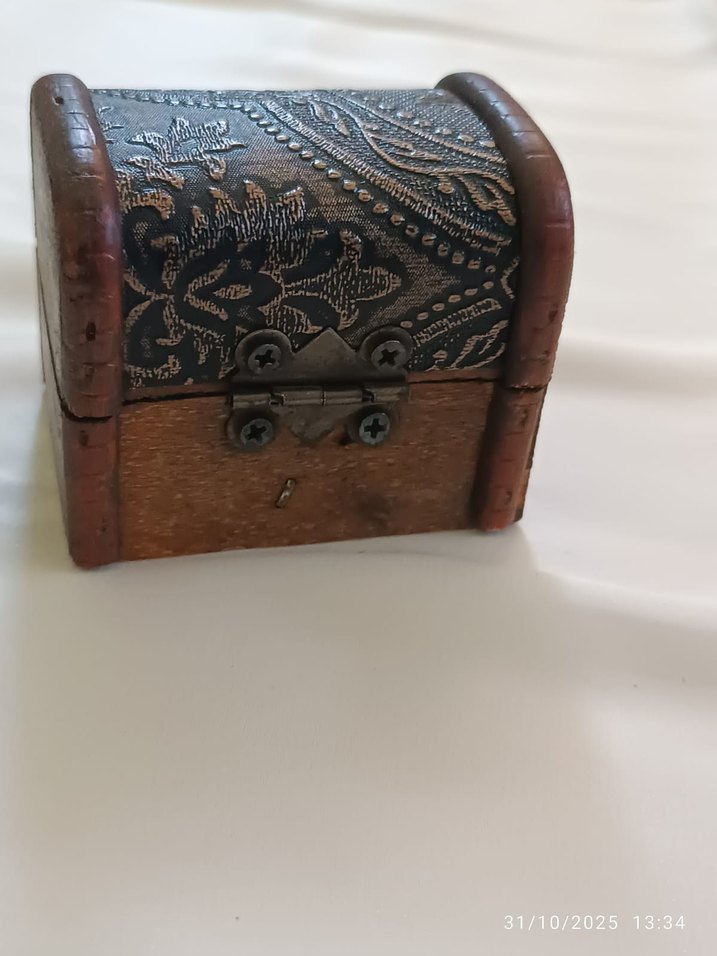 Vintage işlemeli Desenli Ahşap Kadın Müceher Sandığı - Görsel 3