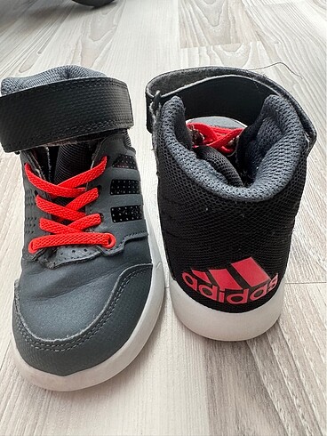 Adidas Adidas
