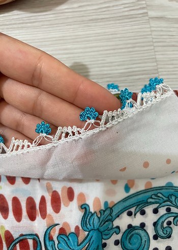 Kenar işlemeli kadın yazma