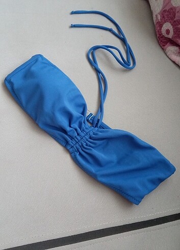Bikini üstü 
