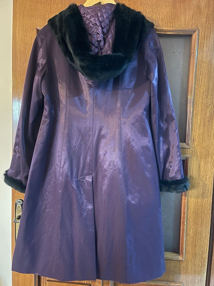 Kürklü Uzun Mor Kadın Kaban Boy 102 Cm Göğüs 52 cm - Görsel 3