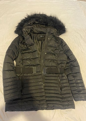 Tokalı Siyah Kadın Kışlık Mont göğüs 50 cm boy 75 cm - Görsel 3