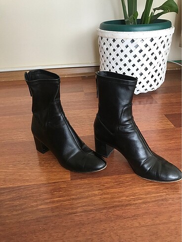 36 Beden siyah Renk Zara bot