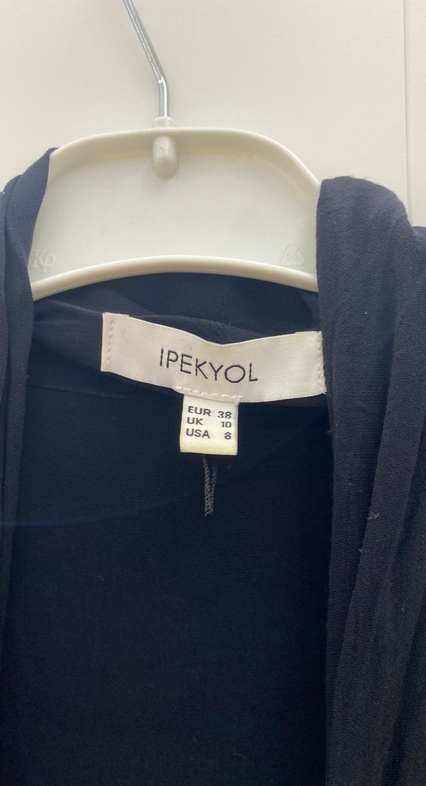 Siyah Dökümlü Uzun Kollu üst - Görsel 5