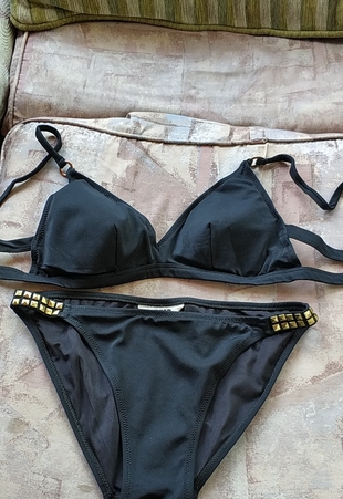 siyah bikini