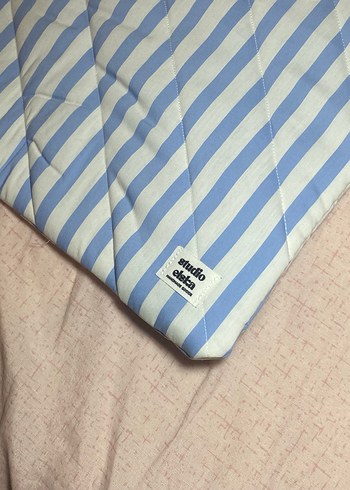 Pastel Mavi Çizgili Laptop Tablet Çantası - Görsel 2