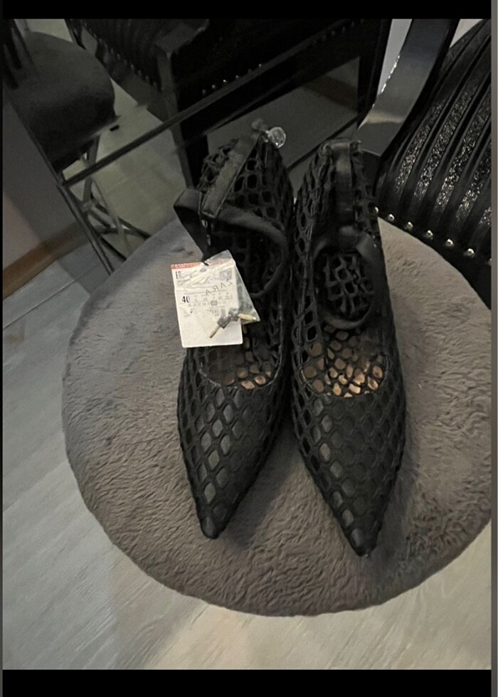 Zara etiketlidir - Görsel 3