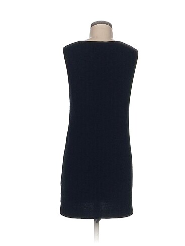 m Beden Pull and Bear Kısa Elbise %70 İndirimli.