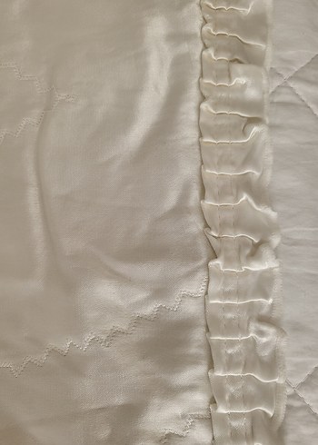 SİMLİ İPLE.  NAKIŞLI.  YUMUŞAK  SATEN ASTARLİ. SECCADE - Görsel 5