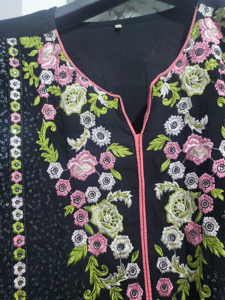 HİNT ORİJİNLİ.  SIFIR  Nakışlı V Yakalı  MİDİ. TÜNİK ELBİSE - Görsel 2