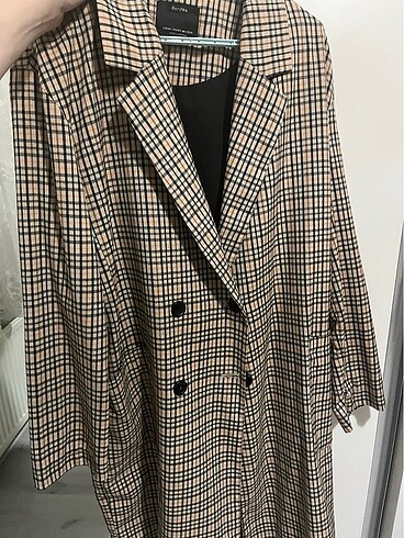 Bershka Trenchcoat