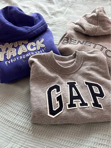 GAP Zara Benetton Sweatshirt