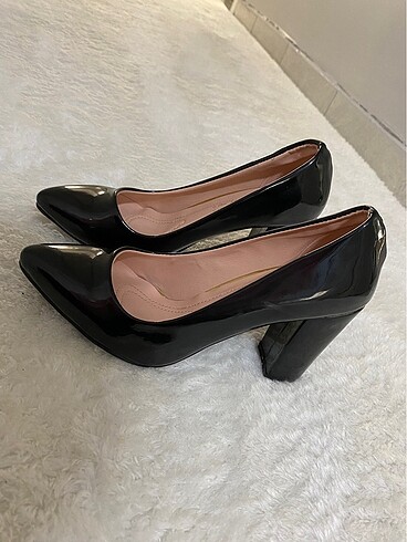 36 Beden siyah Renk Sıfır stiletto