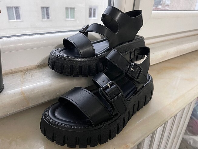 siyah gerçek deri yazlık sandalet ayakkabı