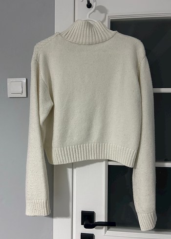 Beyaz Yüksek Yakalı Örgü Kadın Kazak - Görsel 2