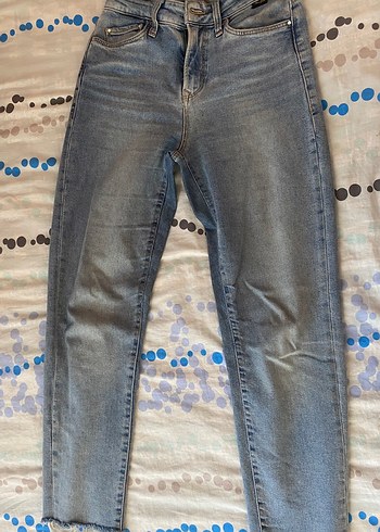 Açık mavi jean
